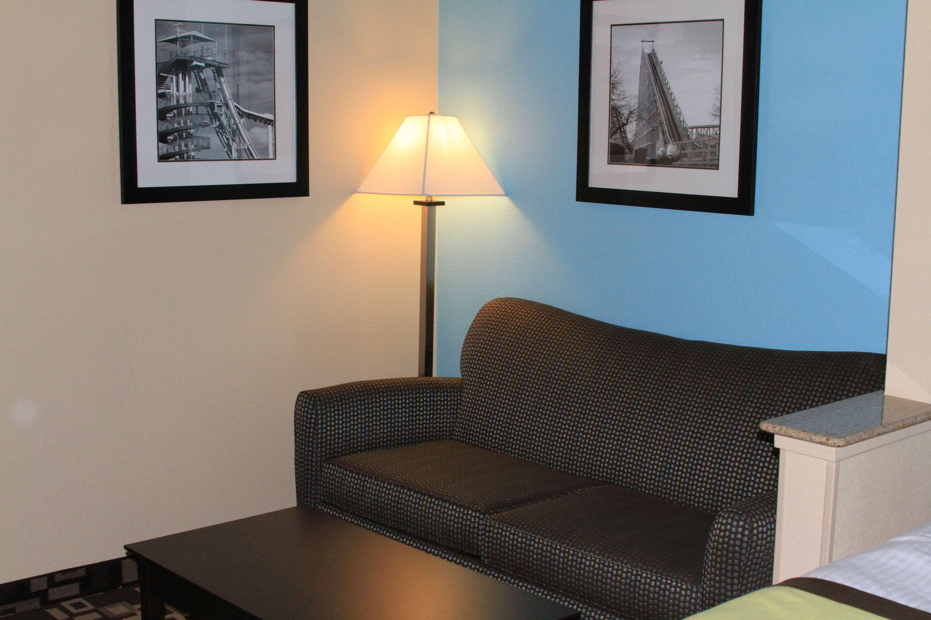 Best Western Plus Arlington North Hotel & Suites Гранд Прери Екстериор снимка