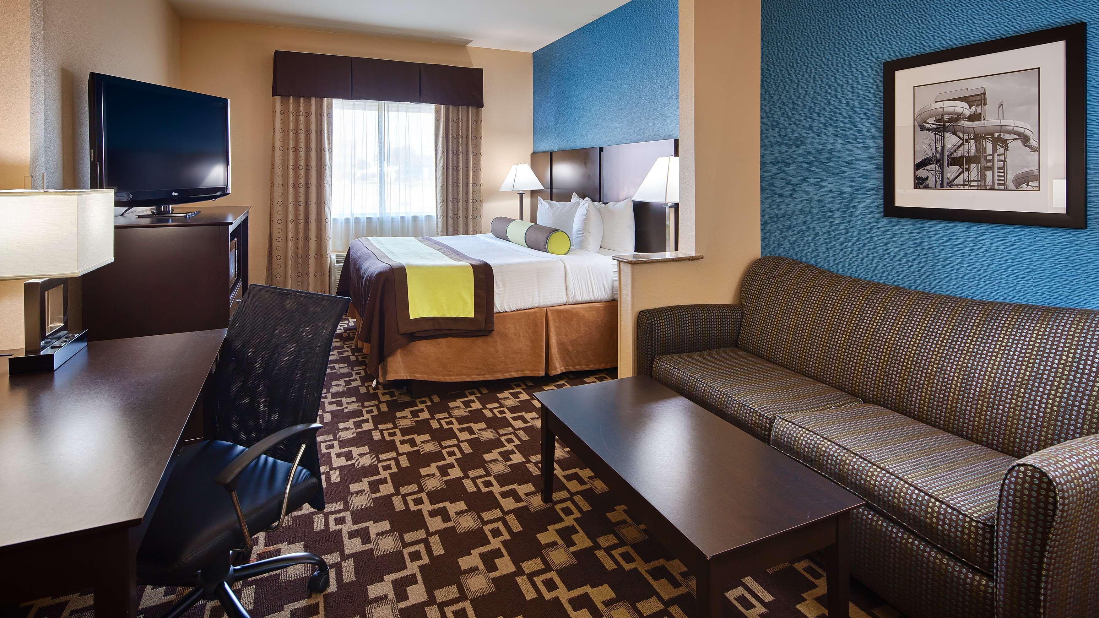 Best Western Plus Arlington North Hotel & Suites Гранд Прери Екстериор снимка