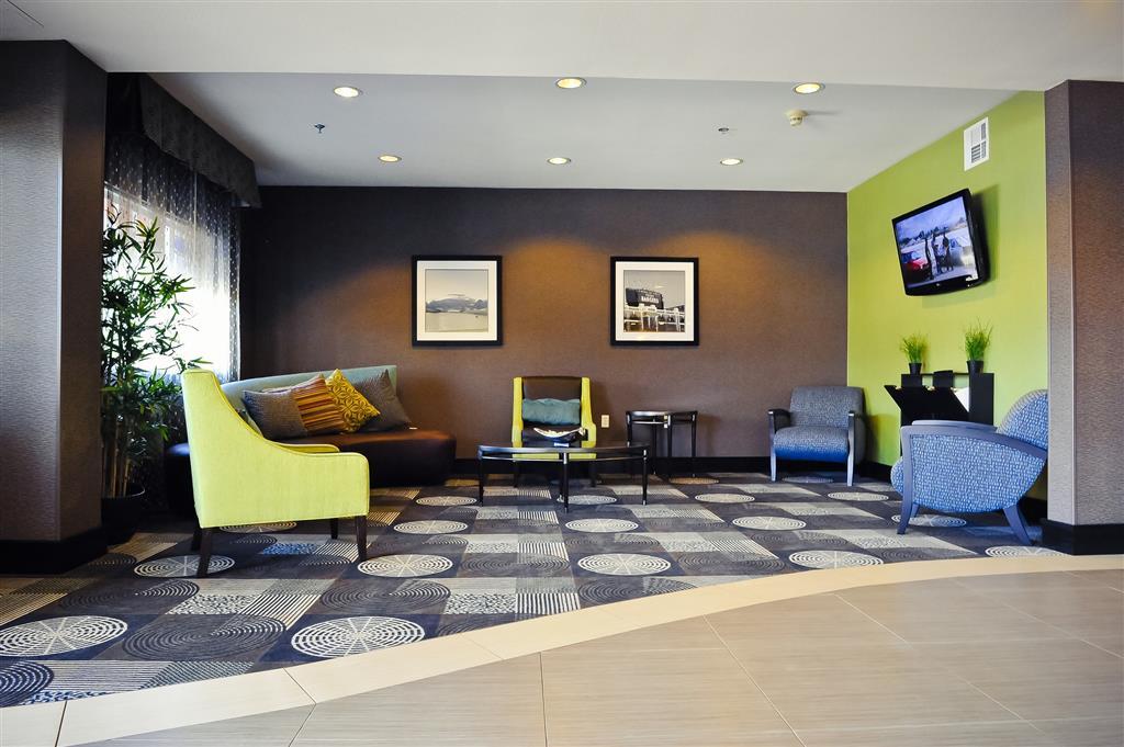 Best Western Plus Arlington North Hotel & Suites Гранд Прери Интериор снимка